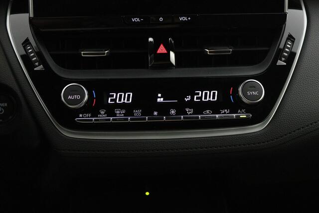 Toyota COROLLA Cross Hybrid 140 Dynamic | Demo | Stoel en stuurverwarming | Parkeersensoren | Electrische achterklep |