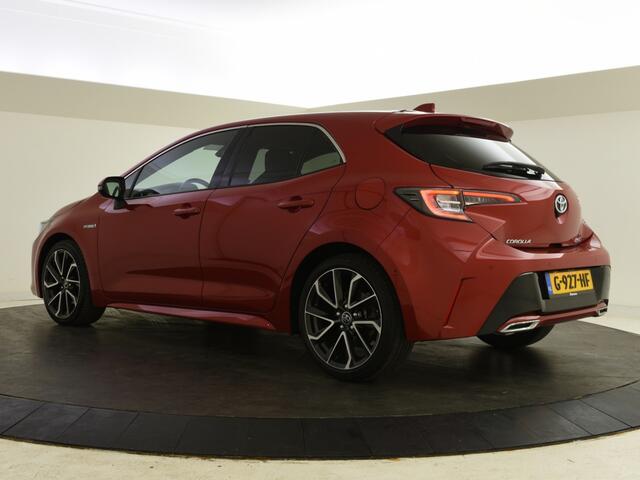 Toyota COROLLA 2.0 Hybrid Executive JBL-audio | Trekhaak | Head-up |