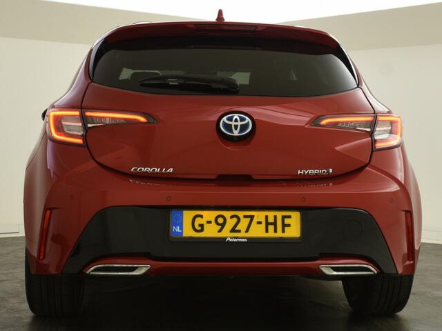 Toyota COROLLA 2.0 Hybrid Executive JBL-audio | Trekhaak | Head-up |