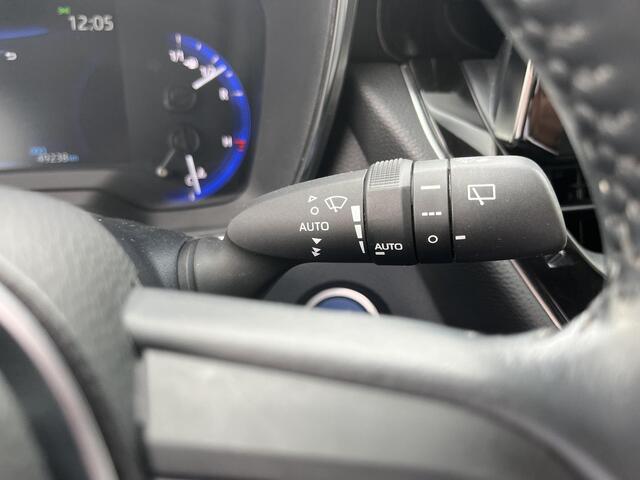 Toyota COROLLA Touring Sports 1.8 Hybrid Dynamic | Navigatie | Apple CarPlay/Android auto | Achteruitrijcamera | Parkeersensoren
