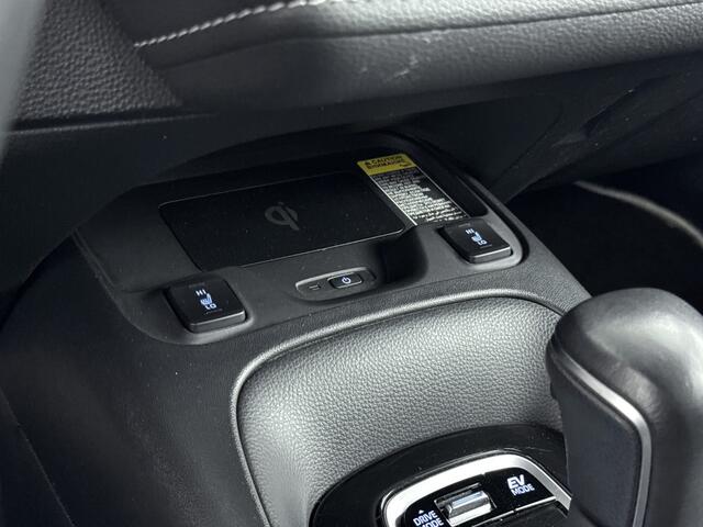 Toyota COROLLA Touring Sports 1.8 Hybrid Dynamic Style | Stuur-Stoelverwarming | PDC | Apple Carplay-Android Auto | onderweg-naar-dealer