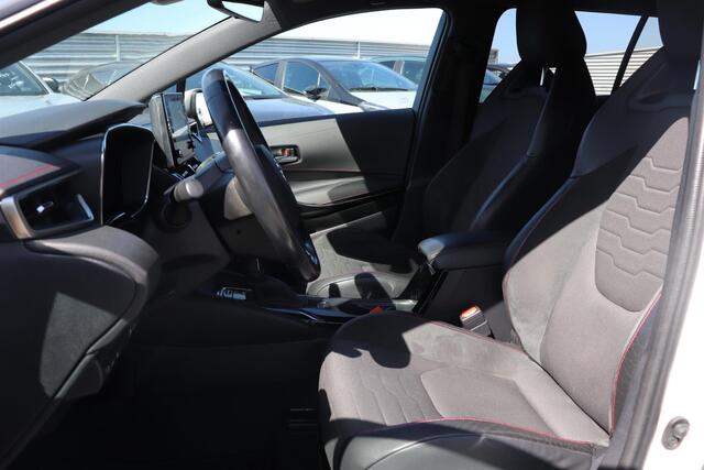 Toyota COROLLA Touring Sports 1.8 Hybrid Executive BSM, NAVI, Apple Carplay/Android Auto, Elektrische Achterklep!