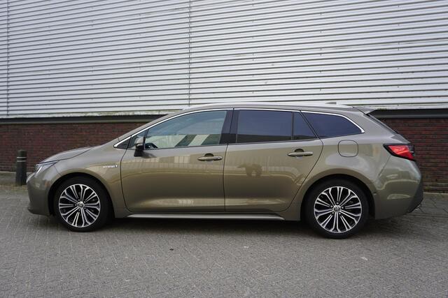 Toyota COROLLA Touring Sports 1.8 Hybrid Executive/Trekhaak/Dealeronderhouden/ Head-Up/Stoelverwarming.