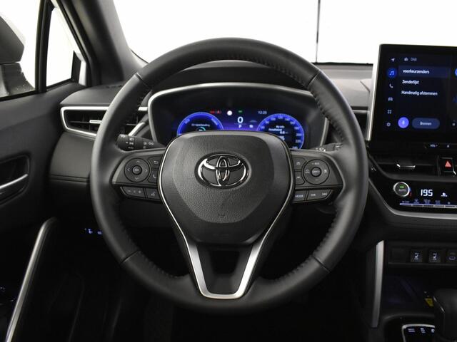 Toyota COROLLA Cross Hybrid 200 Style | Trekhaak | 1/2 leder | Blindspot | PDC