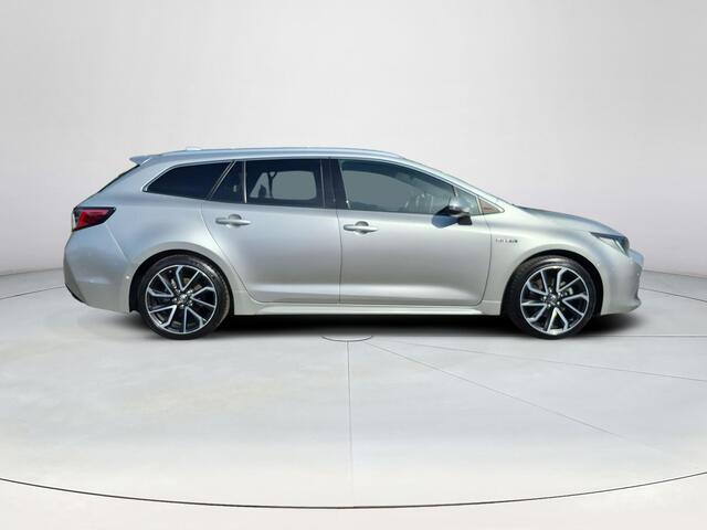 Toyota COROLLA Touring Sports 2.0 Hybrid Executive JBL | Navigatie | Apple CarPlay/Android auto | Achteruitrijcamera | Elektrische achterklep