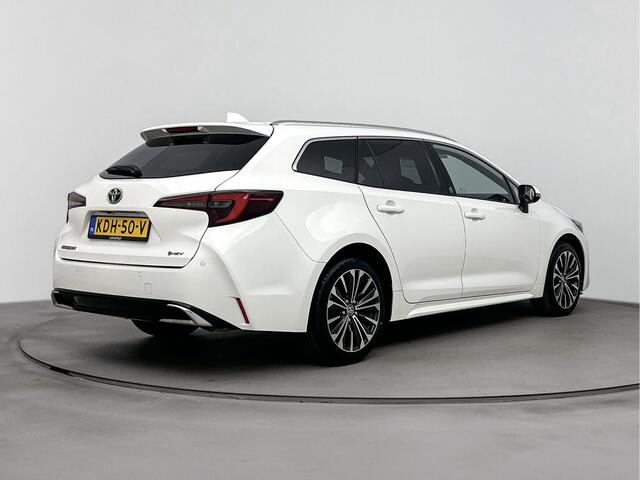 Toyota COROLLA Touring Sports Hybrid 140 Dynamic | Lage km stand! | Stoel & Stuurverwarming |