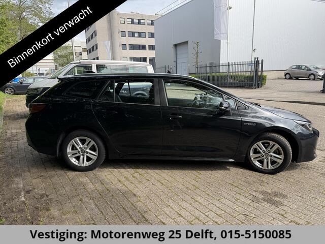 Toyota COROLLA Touring Sports 1.8 Hybrid Active . GARANTIE TOT 11-2031 . NAVIGATIE . ACHTERUITRIJ CAMERA . ADAPTIEVE CRUISE CONTROL .