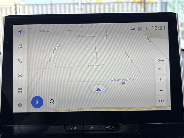 Toyota COROLLA Cross 2.0 High Power Hybrid First Edition **DODEHOEK DETECTIE/ STOELVERWARMING/ KEYLESS**