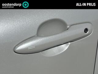 toyota-corolla-cross-hybrid-200-dyn