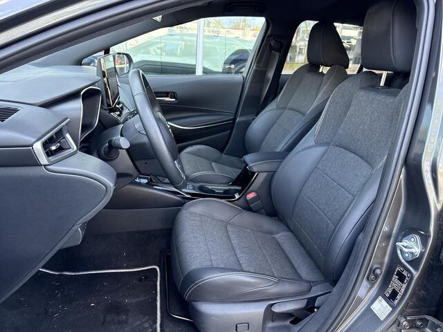 Toyota COROLLA Touring Sports Hybrid 140 Dynamic Ultimate **DODEHOEK DETECTIE/ STUURWIELVERWARMING/ ELEKTRONISCHE ACHTERKLEP**