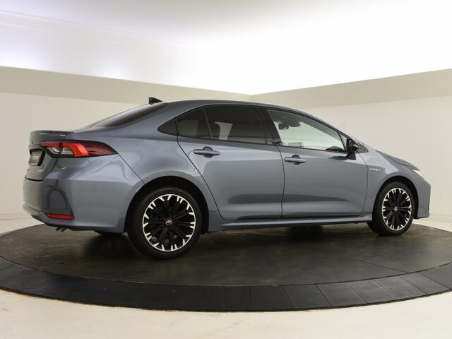 Toyota COROLLA 1.8 Hybrid GR-Sport | Parkeersensoren V+A | Stoelverwarming