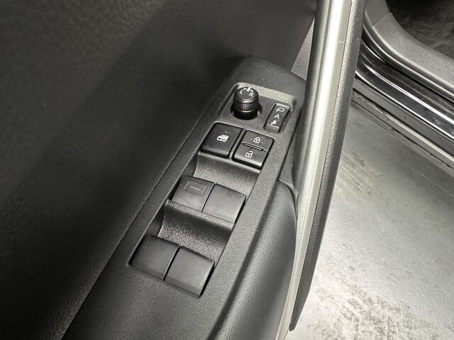 Toyota COROLLA Cross Hybrid 140 Style