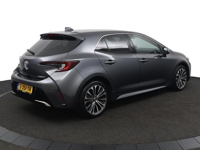 Toyota COROLLA 1.8 Hybrid First Edition | Stoelverwarming | Draadloos telefoonlader | Parkeersensoren Rondom | Led verlichting | Origineel NL |