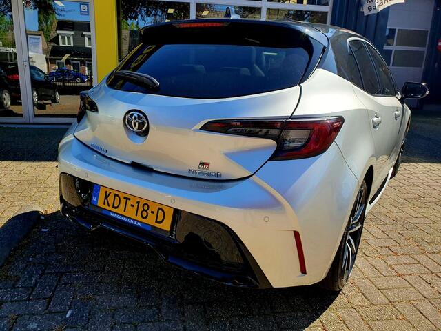 Toyota COROLLA Hybrid 200 GR Sport Pano All-in prijs!