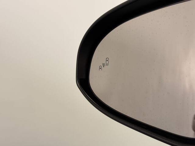 Toyota COROLLA Cross 2.0 High Power Hybrid First Edition | NL auto | Stoelverwarming | Elektr. achterklep |