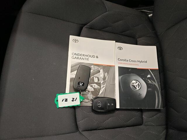Toyota COROLLA Cross 2.0 High Power Hybrid Active 1e Eigenaar | Volledig Onderh | NAP | BTW | Camera | Navi | Carplay | Bots | ACC | DAB | Keyless | Full Led