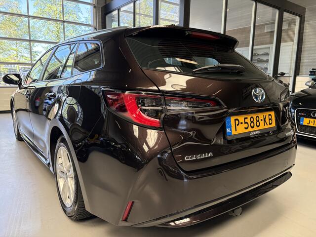 Toyota COROLLA Touring Sports 1.8 Hybrid Active Trekhaak afneembaar