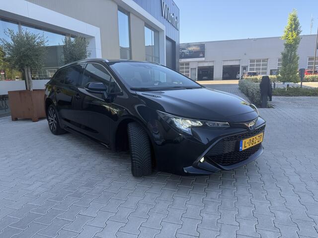 Toyota COROLLA Touring Sports 2.0 Hybrid | Trekhaak | All Seasons | Stoelverwarming