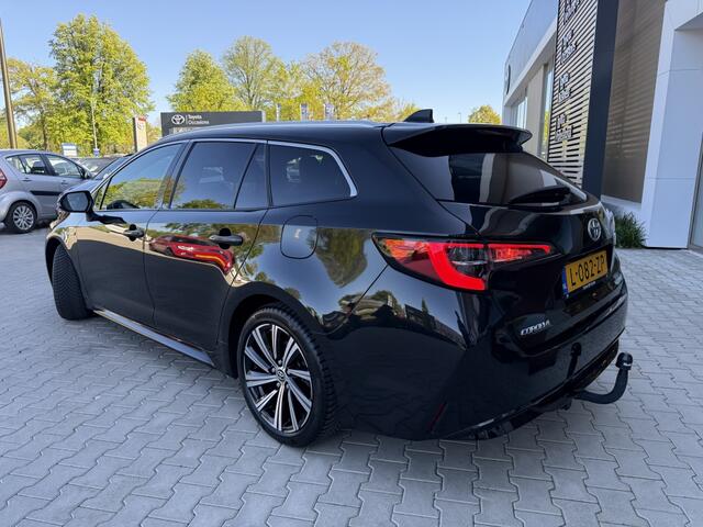 Toyota COROLLA Touring Sports 2.0 Hybrid | Trekhaak | All Seasons | Stoelverwarming