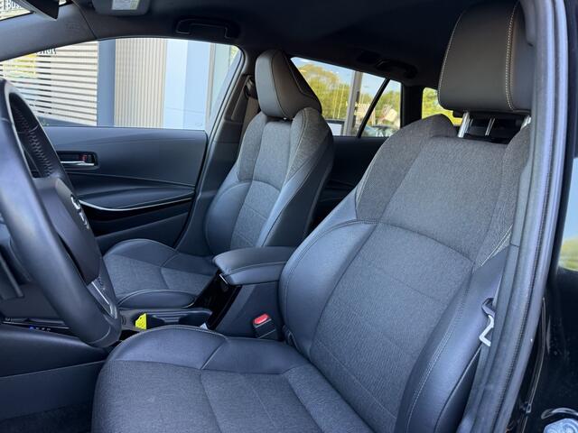 Toyota COROLLA Touring Sports 2.0 Hybrid | Trekhaak | All Seasons | Stoelverwarming