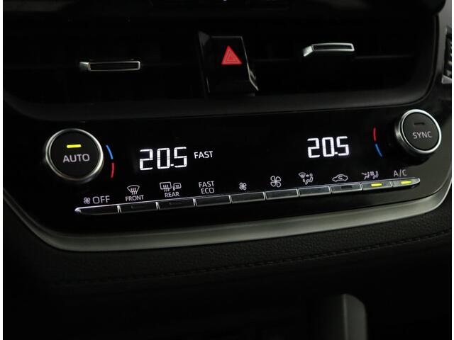 Toyota COROLLA Cross Hybrid 140 Style | Apple Carplay/Android Auto | Stoel/Stuurverwarming | Elektrische Achterklep |