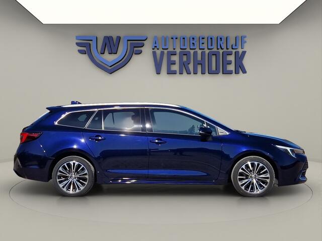 Toyota COROLLA Touring Sports Hybrid 140 First Edition Trekhaak - NL Auto - Leer