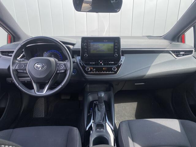 Toyota COROLLA Touring Sports 1.8 Hybrid First Edition NL Auto Dealer Onderhouden Navi Carplay Clima Cruise