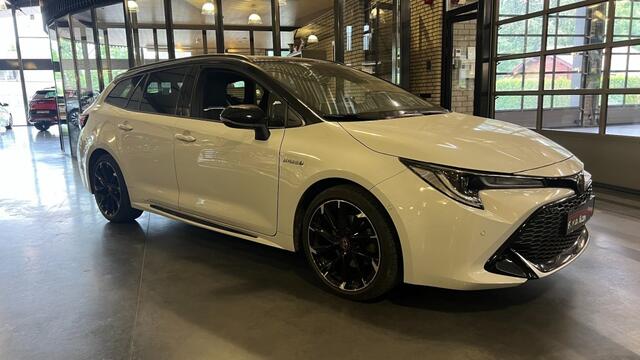 Toyota COROLLA 2.0 HYB BNS GR-SPORT