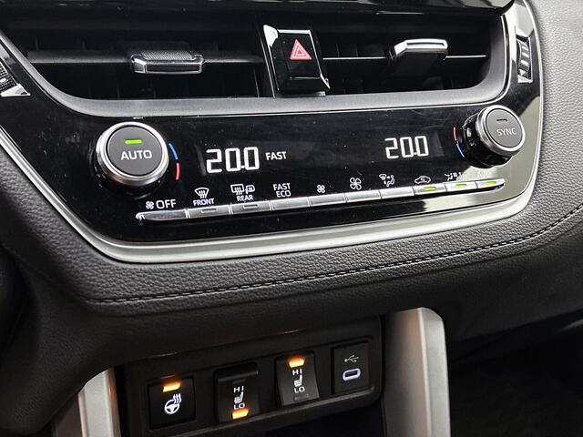 Toyota COROLLA Cross Hybrid 140 Dynamic + | Stoel + Stuur + Voorruitverwarming | PDC voor en achter | Speciale Velgen |
