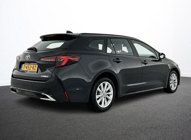 Toyota COROLLA Touring Sports 1.8 Hybrid Automaat Active Navigatie Apple Carplay/Android Auto Camera Parkeersensoren Adaptive Cruise Control Full Led Climate Control Lichtmetalen velgen