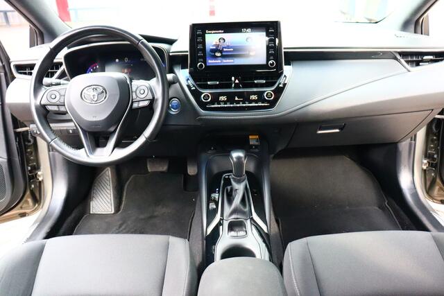 Toyota COROLLA Touring Sports 2.0 Hybrid Business Plus O.a: ACC, Clima, Carplay, Stoelverw, Camera, Etc. All-in prijs!