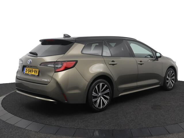 Toyota COROLLA Touring Sports 1.8 Hybrid Dynamic | Leder - stof bekleding | Stuur en stoelverwarming | Electrische achterklep |