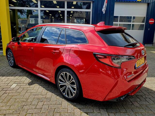 Toyota COROLLA Touring Sports 2.0 Hybrid Team D All-in prijs!