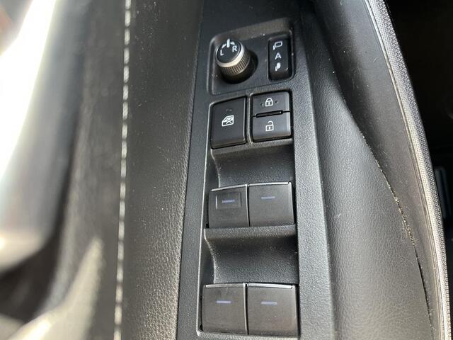 Toyota COROLLA Touring Sports 2.0 Hybrid Premium