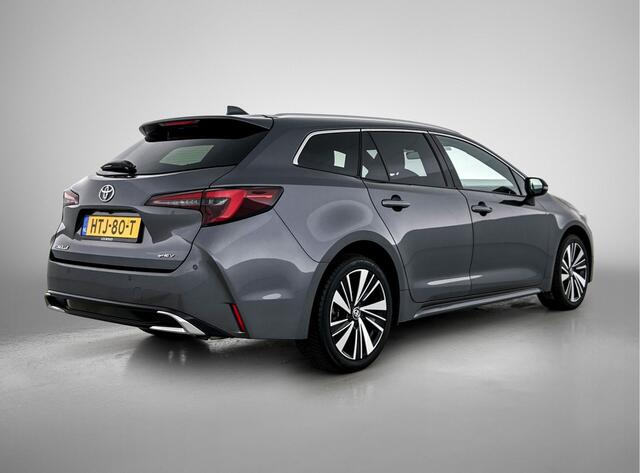 Toyota COROLLA Touring Sports Hybrid 140 Dynamic | Stoelverwarming | Parkeersensoren | 17'' Lichtmetalen Velgen | Apple Carplay/Android Auto |