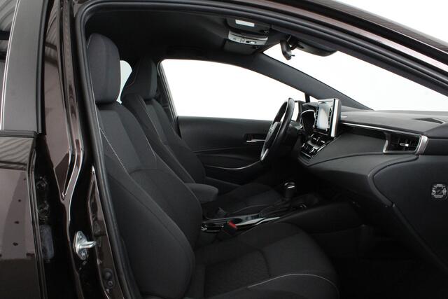 Toyota COROLLA 1.8 Hybrid Business > tot (2031) Toyota garantie!/All season banden