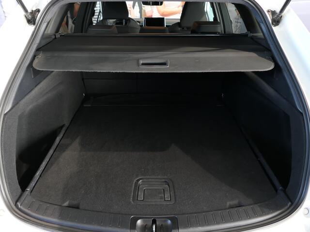 Toyota COROLLA Touring Sports 1.8 Hybrid Dynamic - Occasion Lease vanaf ¤459 p/m - Fabrieksgarantie TM 03-2028, Adaptive Cruise - Stoelverwarming - Keyless entry/start