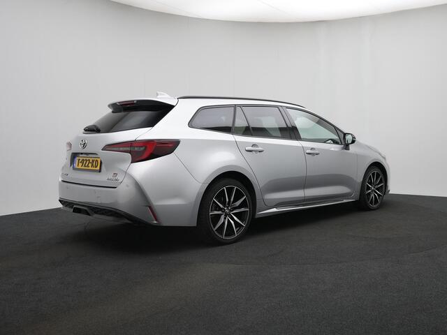 Toyota COROLLA Touring Sports 1.8 Hybrid GR-Sport | Elektrische achterklep | Stoelverwarming | Parkeersensoren v+a |