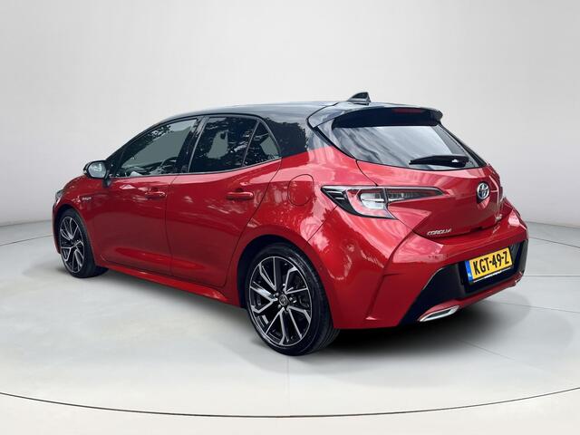 Toyota COROLLA 2.0 Hybrid Executive | Navigatie | Carplay | 18 inch LM-velgen | Stoelverwarming | Parkeerhulp |