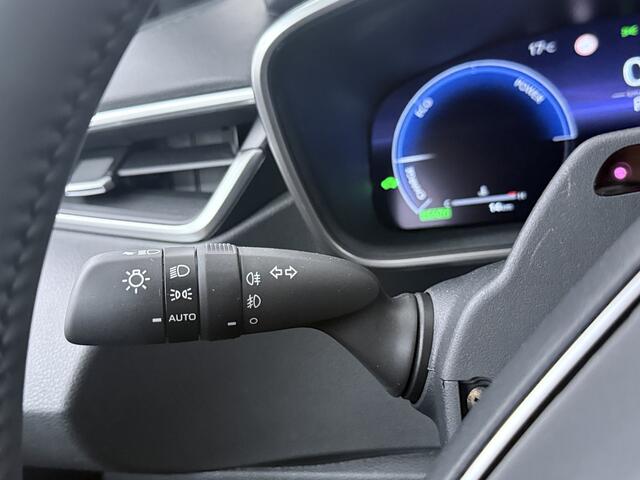 Toyota COROLLA Touring Sports Hybrid 140 Dynamic | Navigatie | PDC |