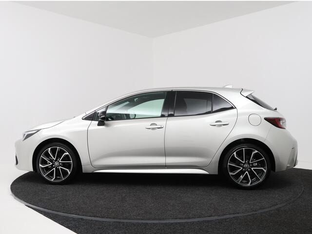 Toyota COROLLA Hybrid 180 Executive | Navigatie | JBL | PDC | BLS | Stuur-Stoelverwarming |
