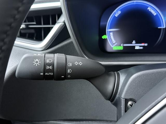 Toyota COROLLA Hybrid 180 Executive | Navigatie | JBL | PDC | BLS | Stuur-Stoelverwarming |