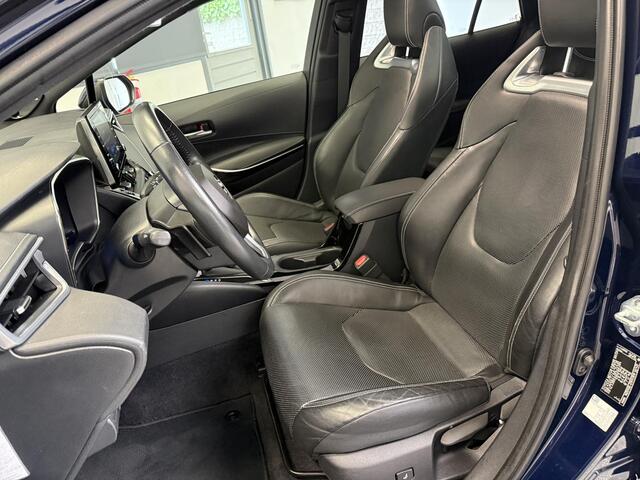 Toyota COROLLA Touring Sports 2.0 Hybrid Premium | TREKHAAK | PANO | CAMERA | 1e-EIG |