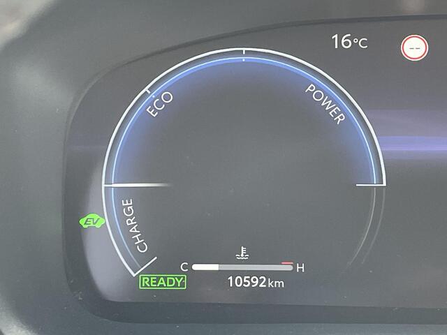Toyota COROLLA Hybrid 140 Dynamic **PARKEERSENSOREN/ NAVIGATIE/ STOELVERWARMING**