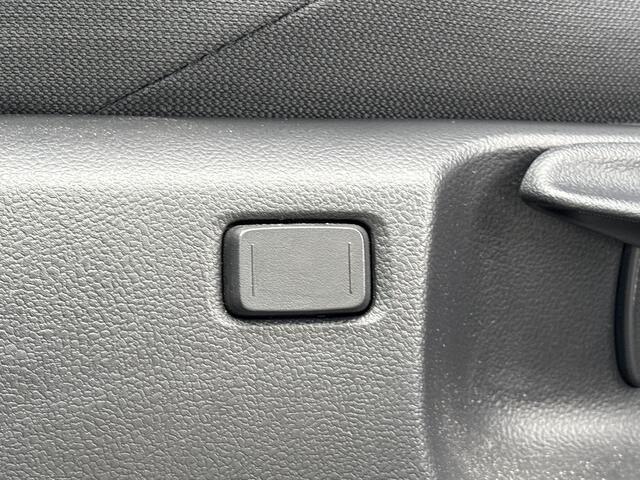 Toyota COROLLA Cross Hybrid 140 Style **DODEHOEK DETECTIE/ ELEKTRISCHE ACHTERKLEP/ PARKEERSENSOREN**