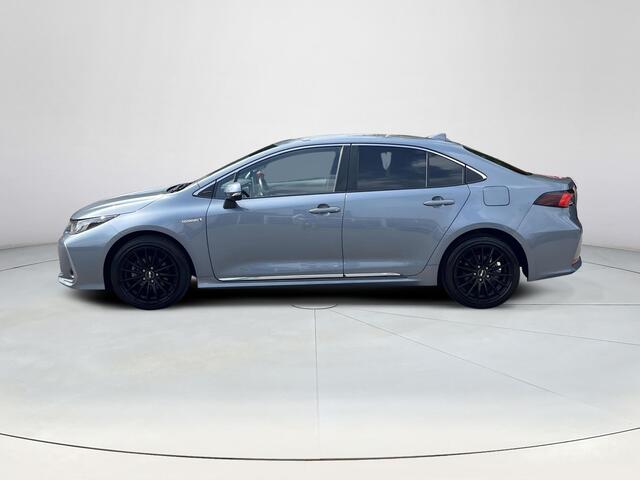 Toyota COROLLA 1.8 Hybrid First Edition | Trekhaak | Navigatie | Apple CarPlay/Android auto | Achteruitrijcamera