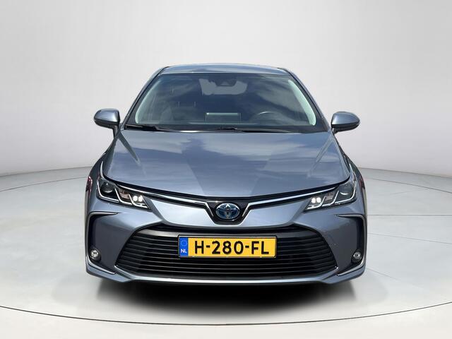 Toyota COROLLA 1.8 Hybrid First Edition | Trekhaak | Navigatie | Apple CarPlay/Android auto | Achteruitrijcamera