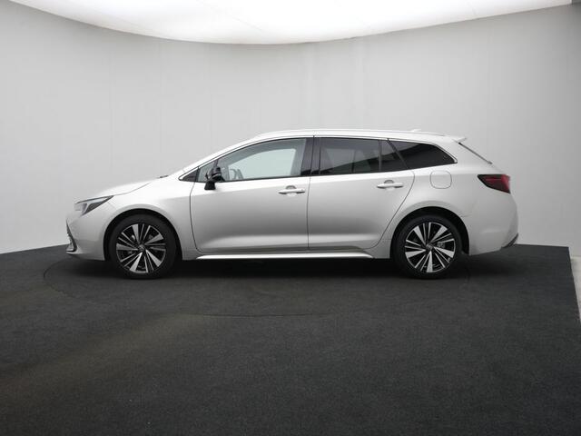 Toyota COROLLA Touring Sports Hybrid 180 Dynamic | Voorraad Actie | Snel rijden |