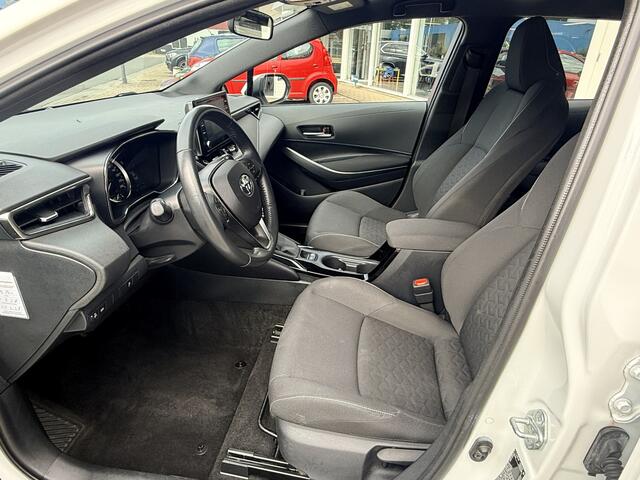 Toyota COROLLA Touring Sports 1.8 Hybrid Business | Trekhaak | LED | Adapt. Cruise | Camera | Apple/Android | Navi