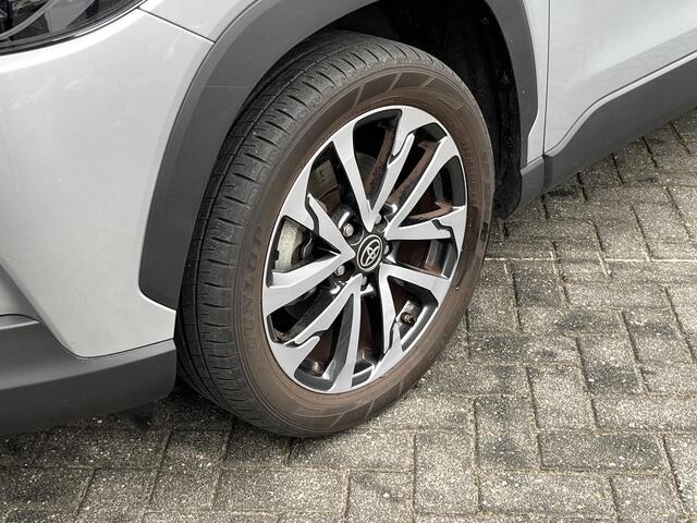 Toyota COROLLA Cross Hybrid 140 Style | Stoel- stuurverwarming | Dodehoek | Elek. achterklep | ACC | PDC V+A | Qi-lader